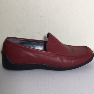 Unlisted Kenneth Cole Red leather loafers size 7